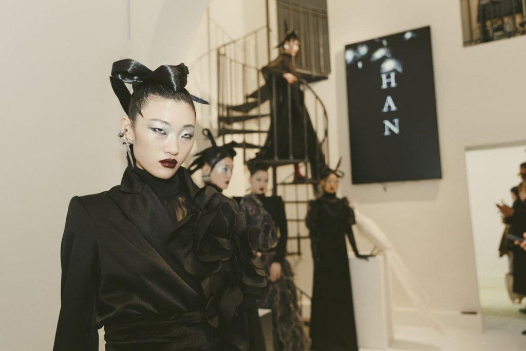 Han FW25 presentation event #18